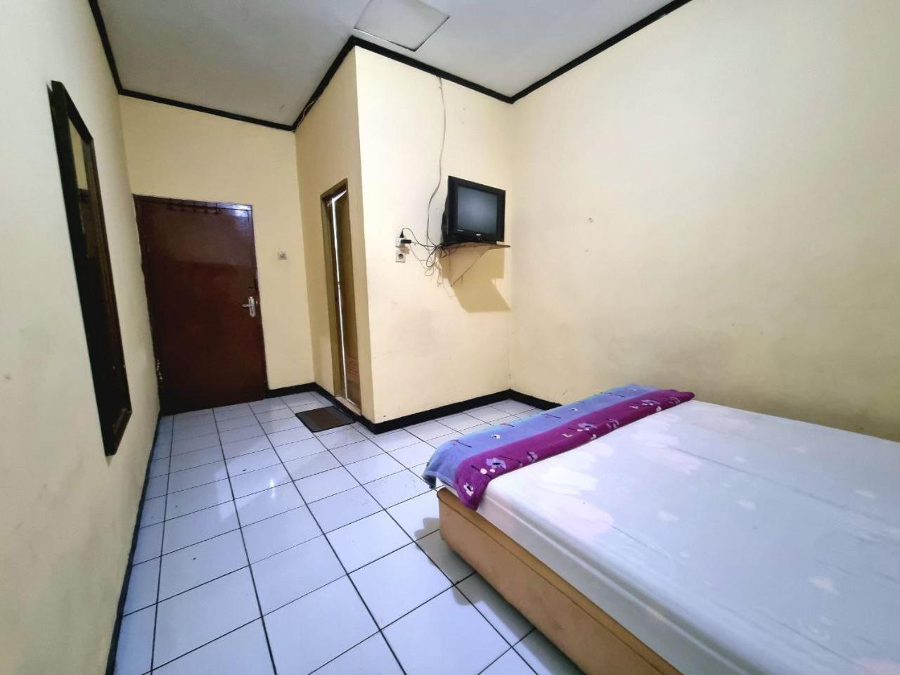 Hotel Harapan Jaya Jakarta Luaran gambar