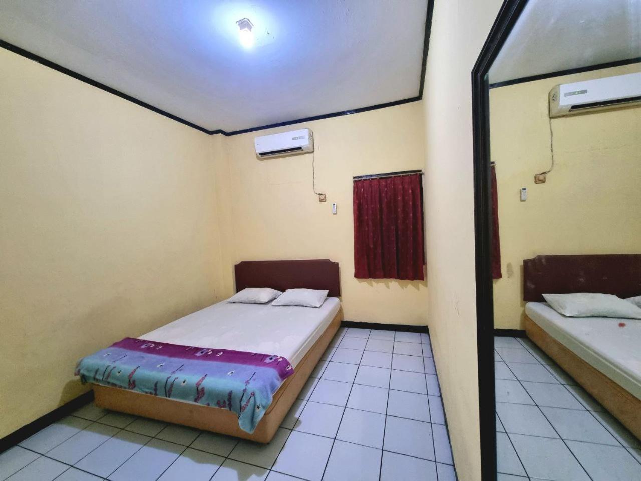 Hotel Harapan Jaya Jakarta Luaran gambar