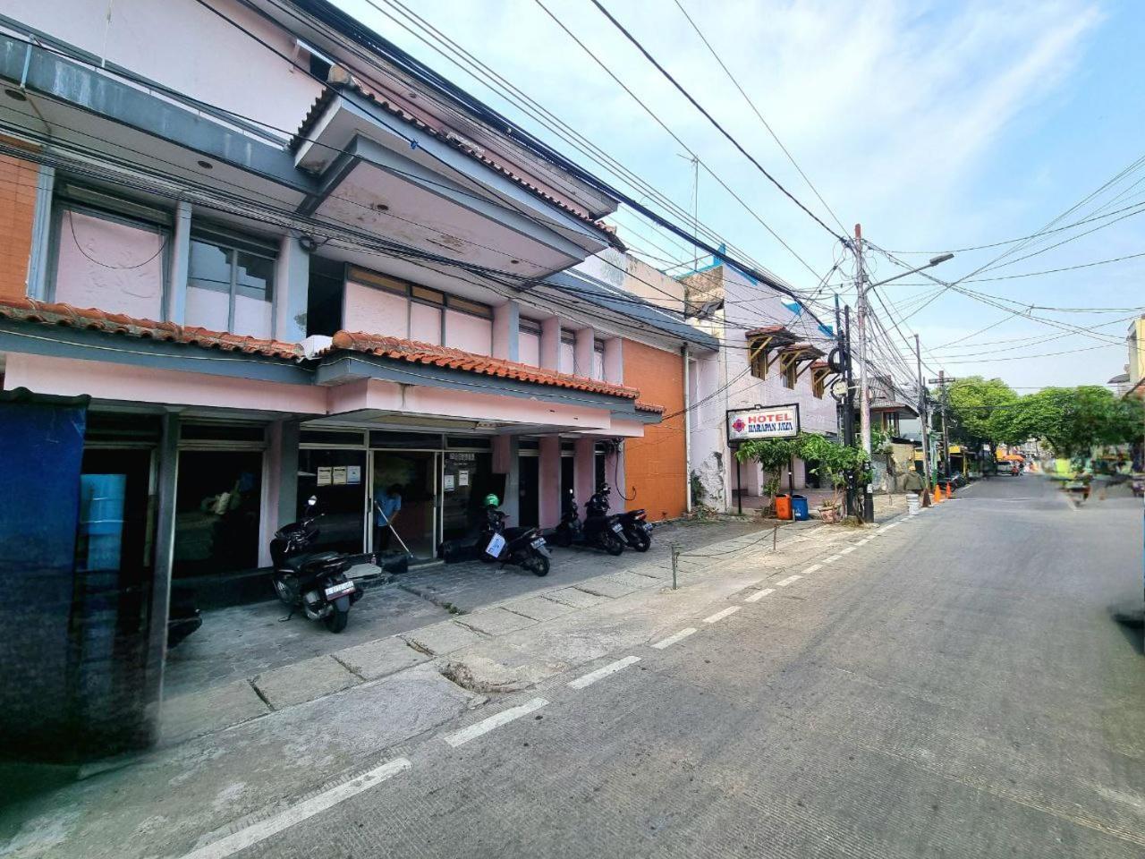 Hotel Harapan Jaya Jakarta Luaran gambar